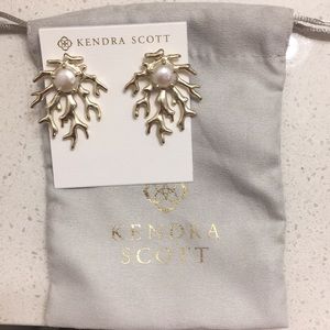 Kendra Scott “Hattie” earrings